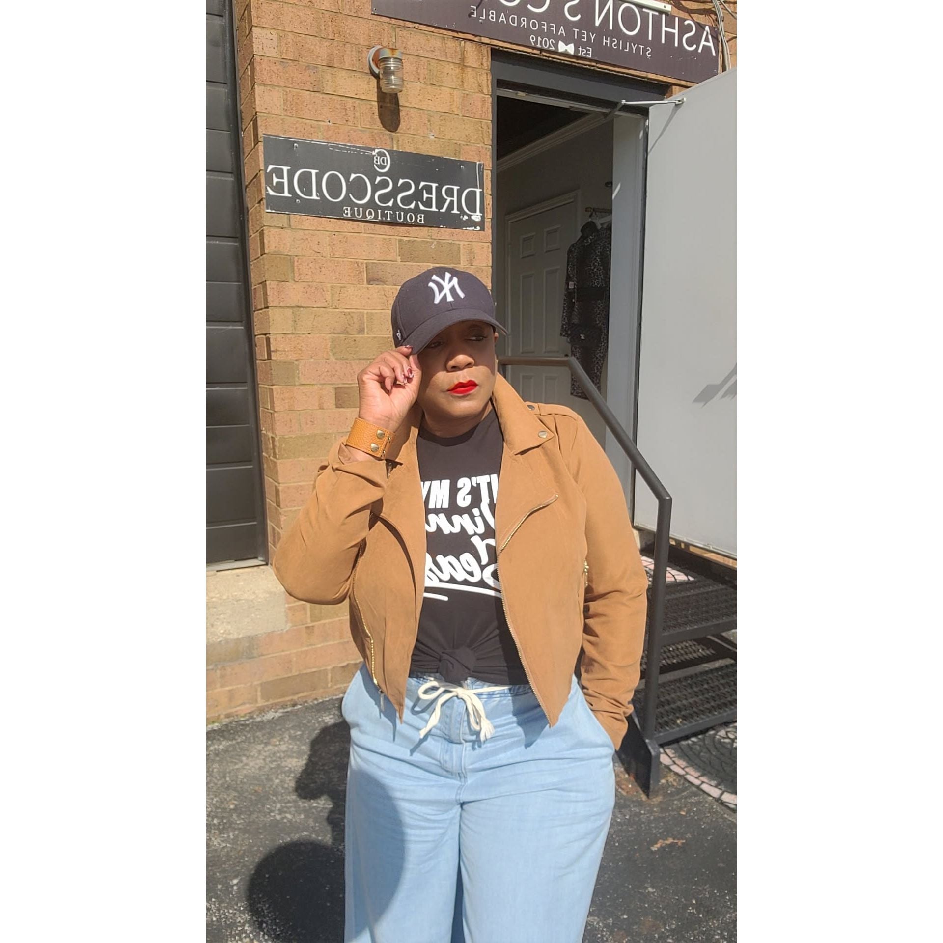 The Cropped Camel Bomber
