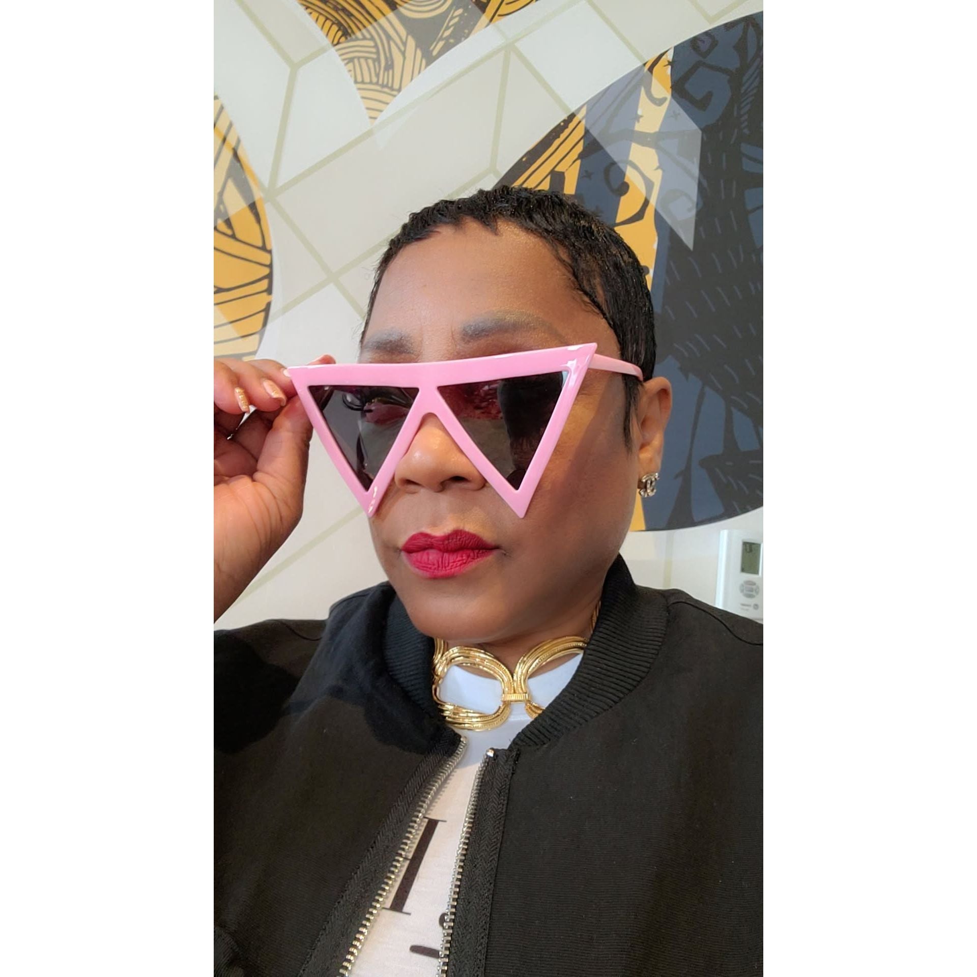 Pointed Sunglaaes